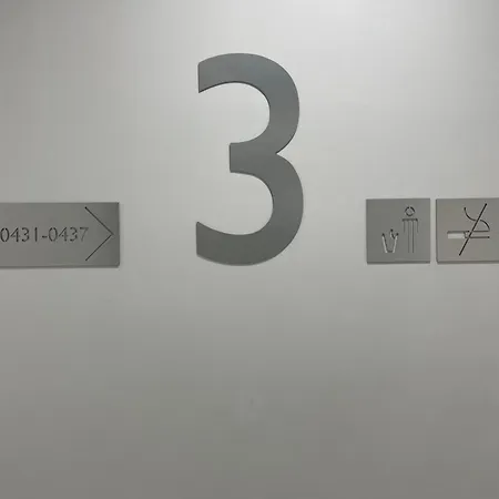 Modern Dajti 公寓 *